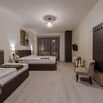 Trend Deluxe Отель 2*