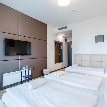 Trend Deluxe Hotel 2*