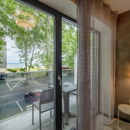 Trend Deluxe Hotel 2*