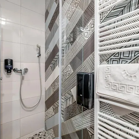 Trend Deluxe Hotel 2*