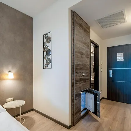 Hotel Trend Deluxe 2*