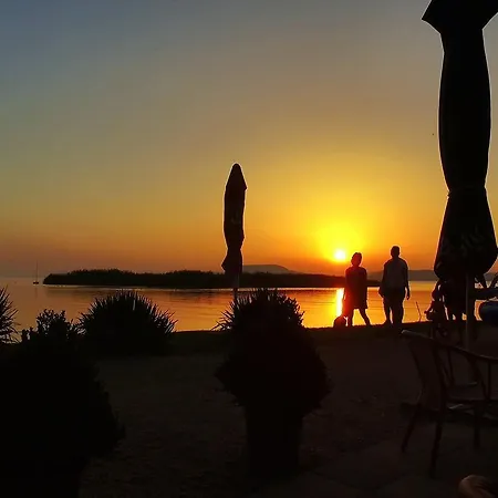 Trend Deluxe Hotel 2*