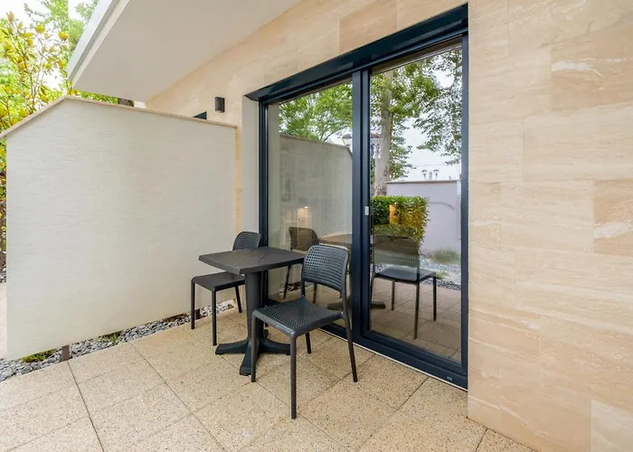 Trend Deluxe Hotel 2*